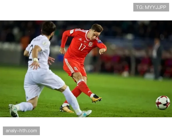 奥彭达反越位制胜进球助力球队实现逆转