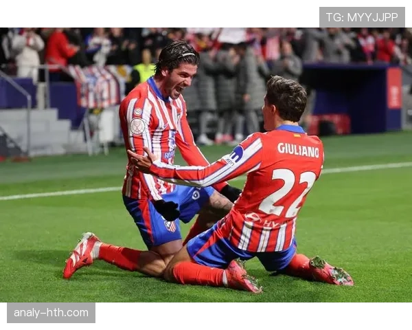 西蒙尼激发球队坚韧精神,助力赛场再创辉煌 西蒙尼激发球队坚韧精神,助力赛场再创辉煌