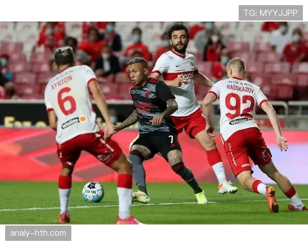 奥塔门迪续约本菲卡,助力球队夯实防线迎战新赛季 奥塔门迪续约本菲卡,助力球队夯实防线迎战新赛季