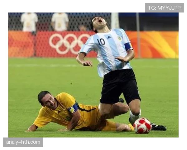 干扰对方视线算犯规吗?足球规则如何界定这一行为 干扰对方视线算犯规吗?足球规则如何界定这一行为